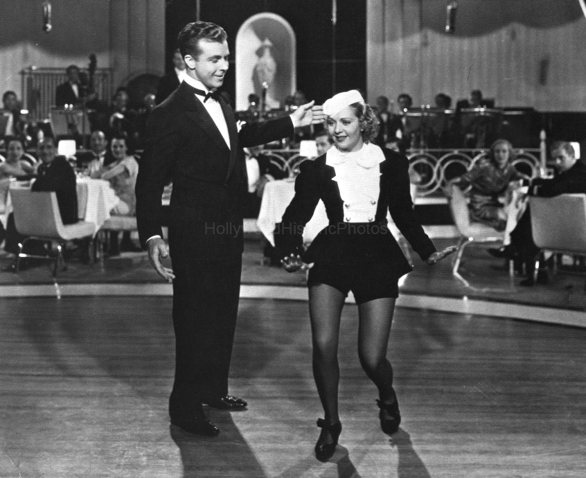 Ruby Keeler 1935 Go Into Your Dance Dick Powell.jpg